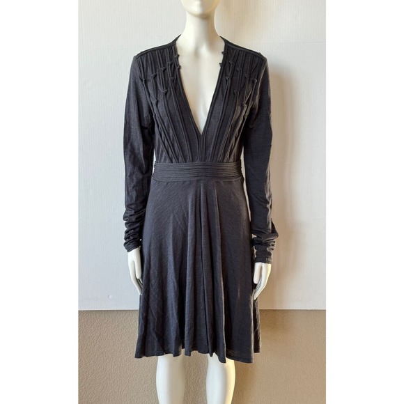 NWT Max Studio Women's Sz M Gray Long Sleeve Dress V Neck Dress Lightweight - Picture 1 of 8